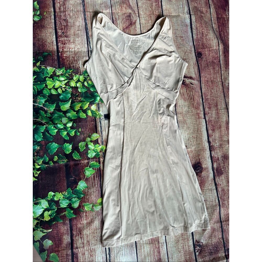 Nude Shapewear Dress Assets Red Hot Label by Spanx Size M